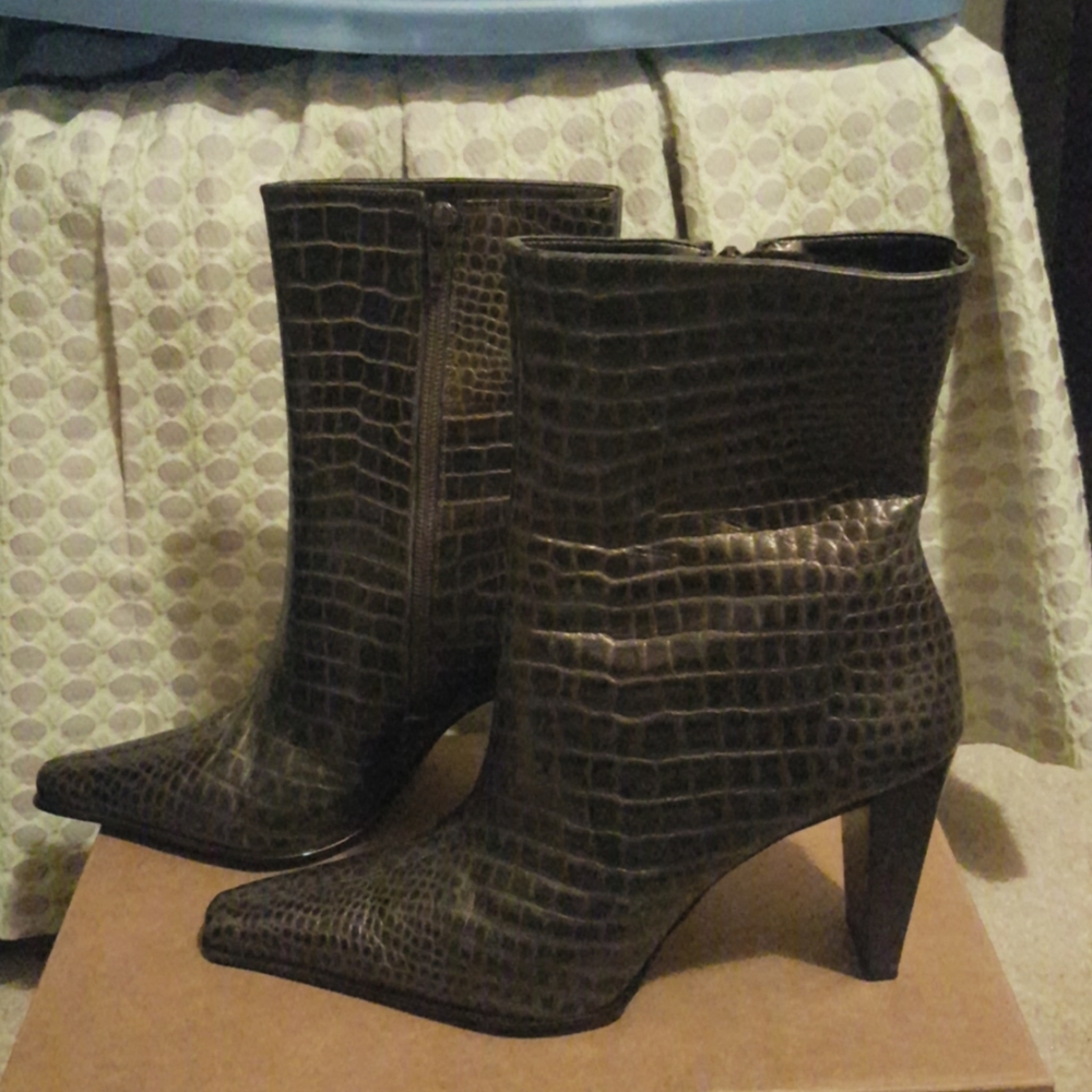 NINE WEST Women Boots - Picture 1 of 5